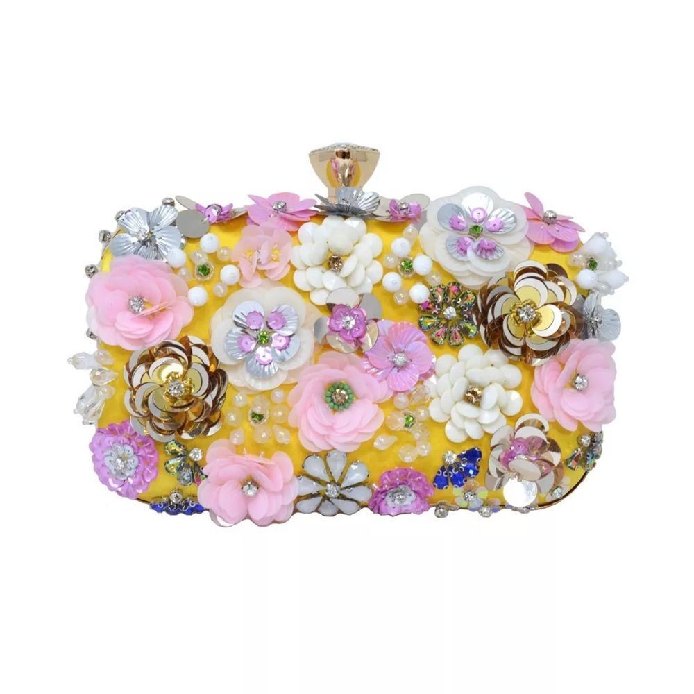Bebe Daisy floral clutch